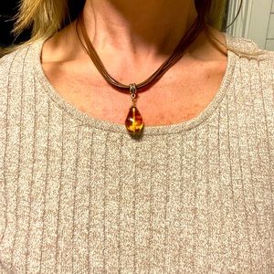 Lia Sophia retired leather necklace with brown stone 16” length